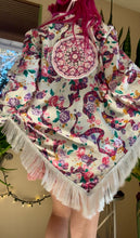 Load image into Gallery viewer, Folie a Deux Kimono M/L
