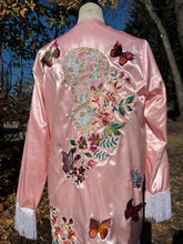 Load image into Gallery viewer, Virga Kimono small/medium
