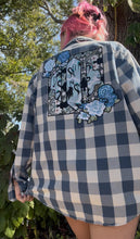 Load image into Gallery viewer, Jade Cicada Flannel XL
